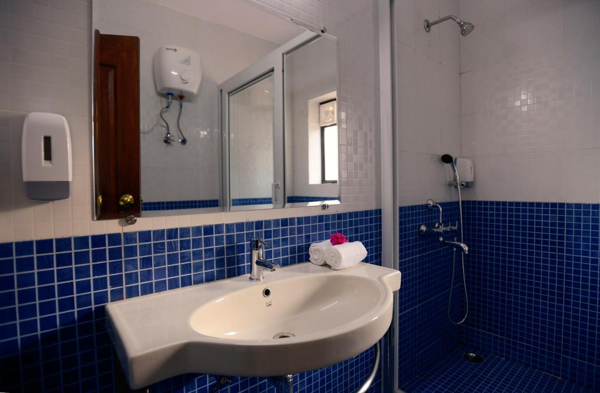 Treehouse Blue Hotel & Villas Kolva Kültér fotó