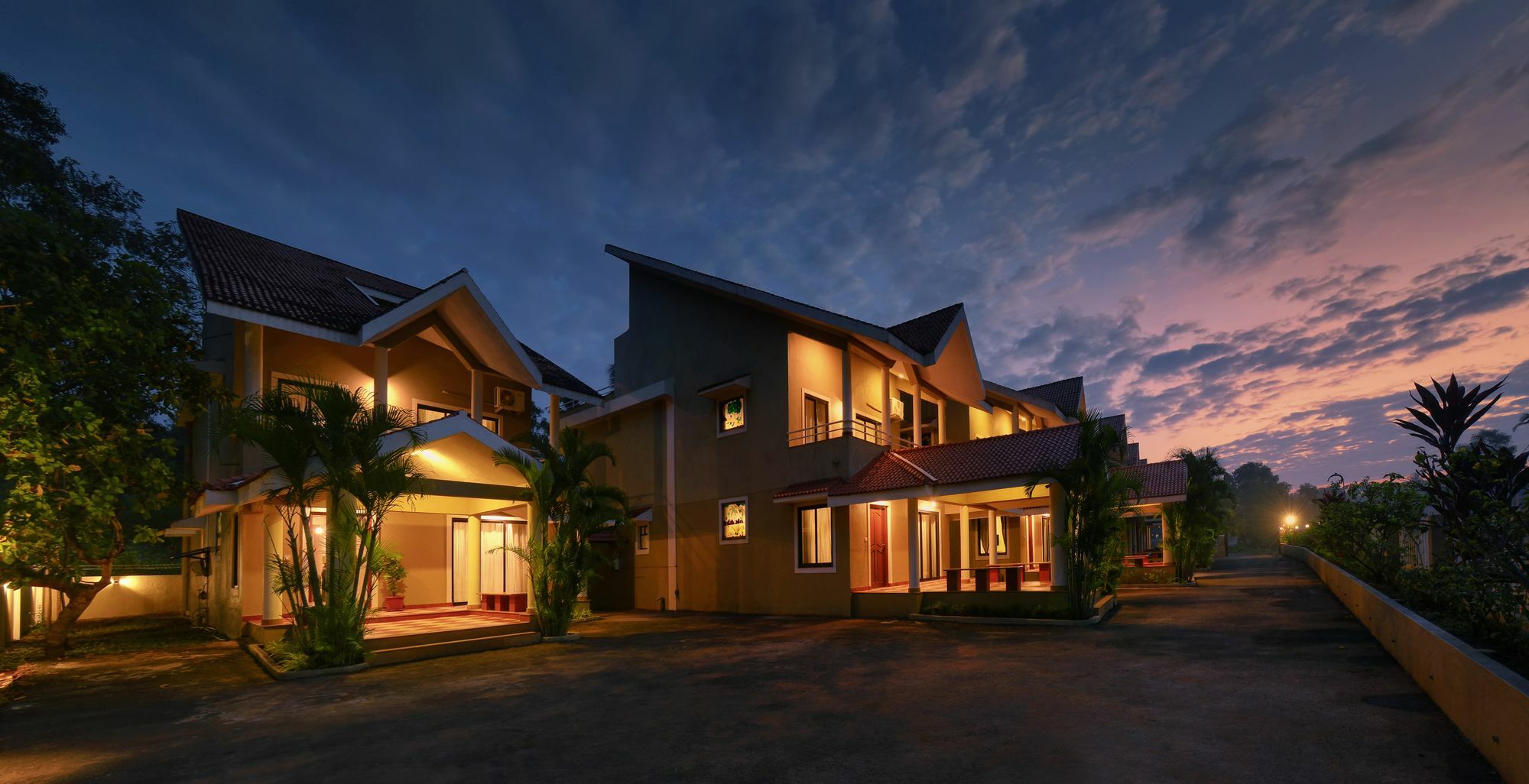 Treehouse Blue Hotel & Villas Kolva Kültér fotó